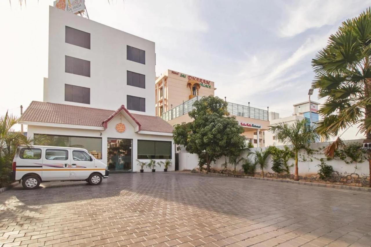Hotel Shirdi Sai Wada Exterior photo