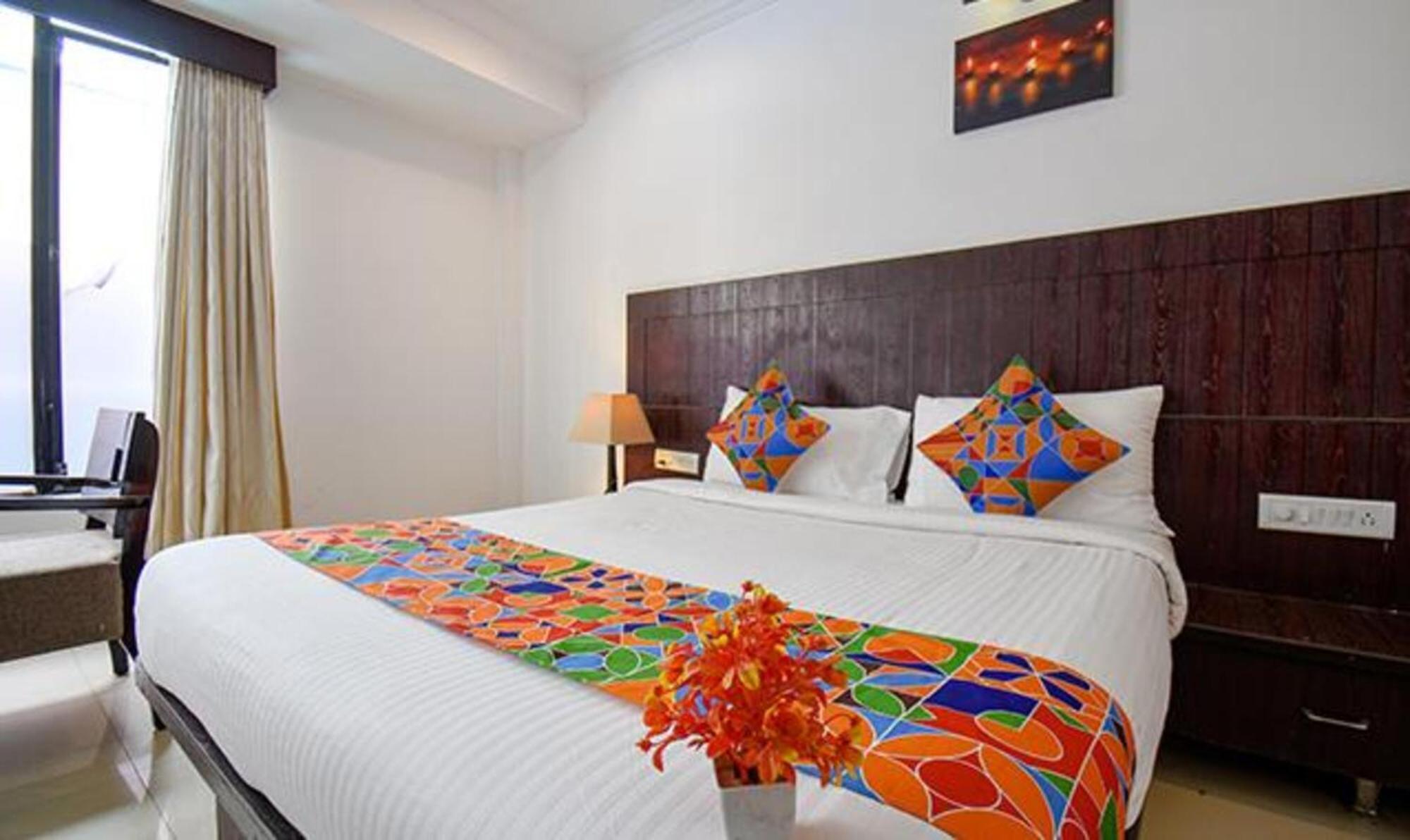 Hotel Shirdi Sai Wada Exterior photo