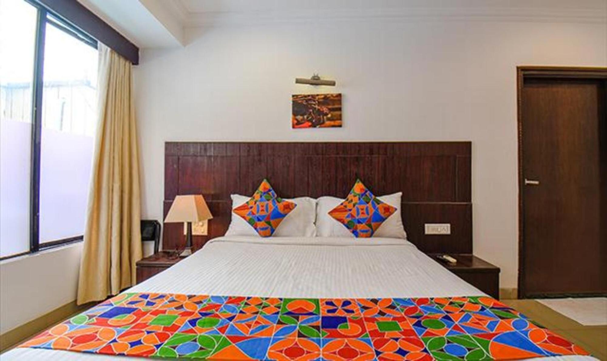 Hotel Shirdi Sai Wada Exterior photo